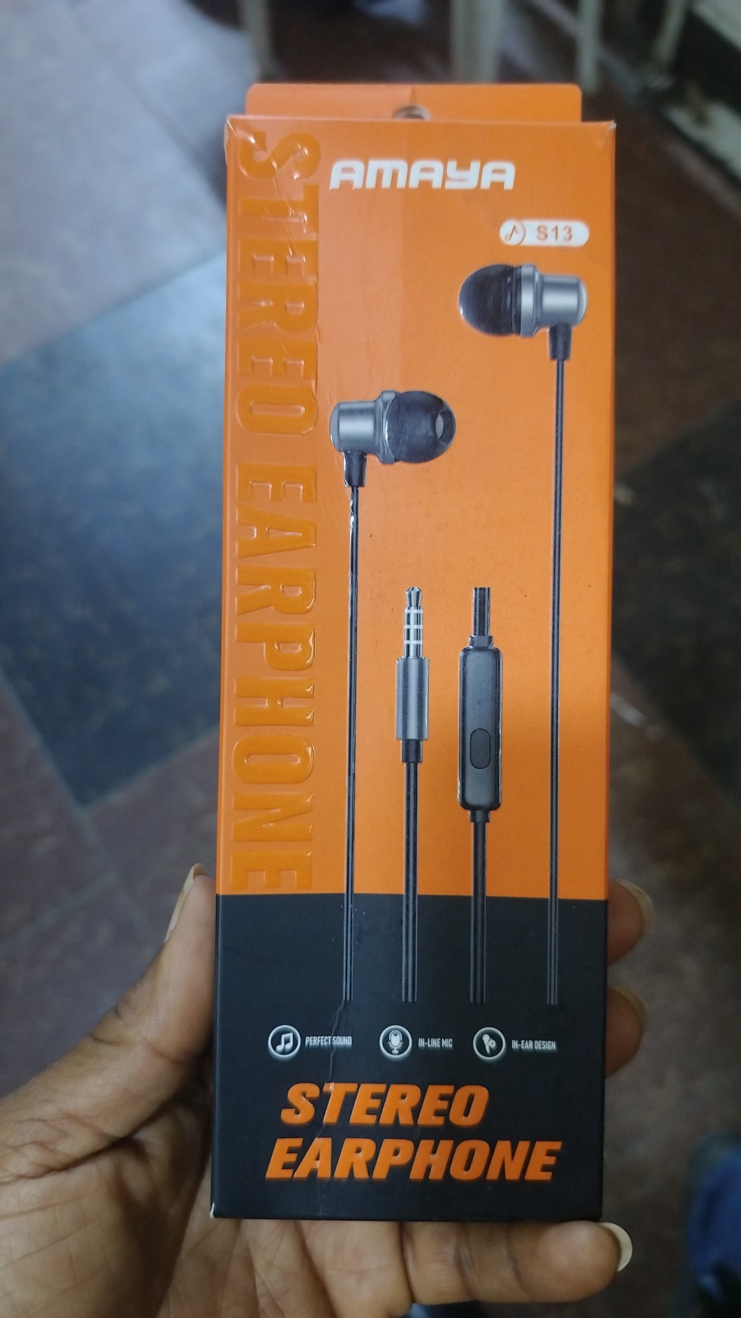 Amaya Earphones Pin Box