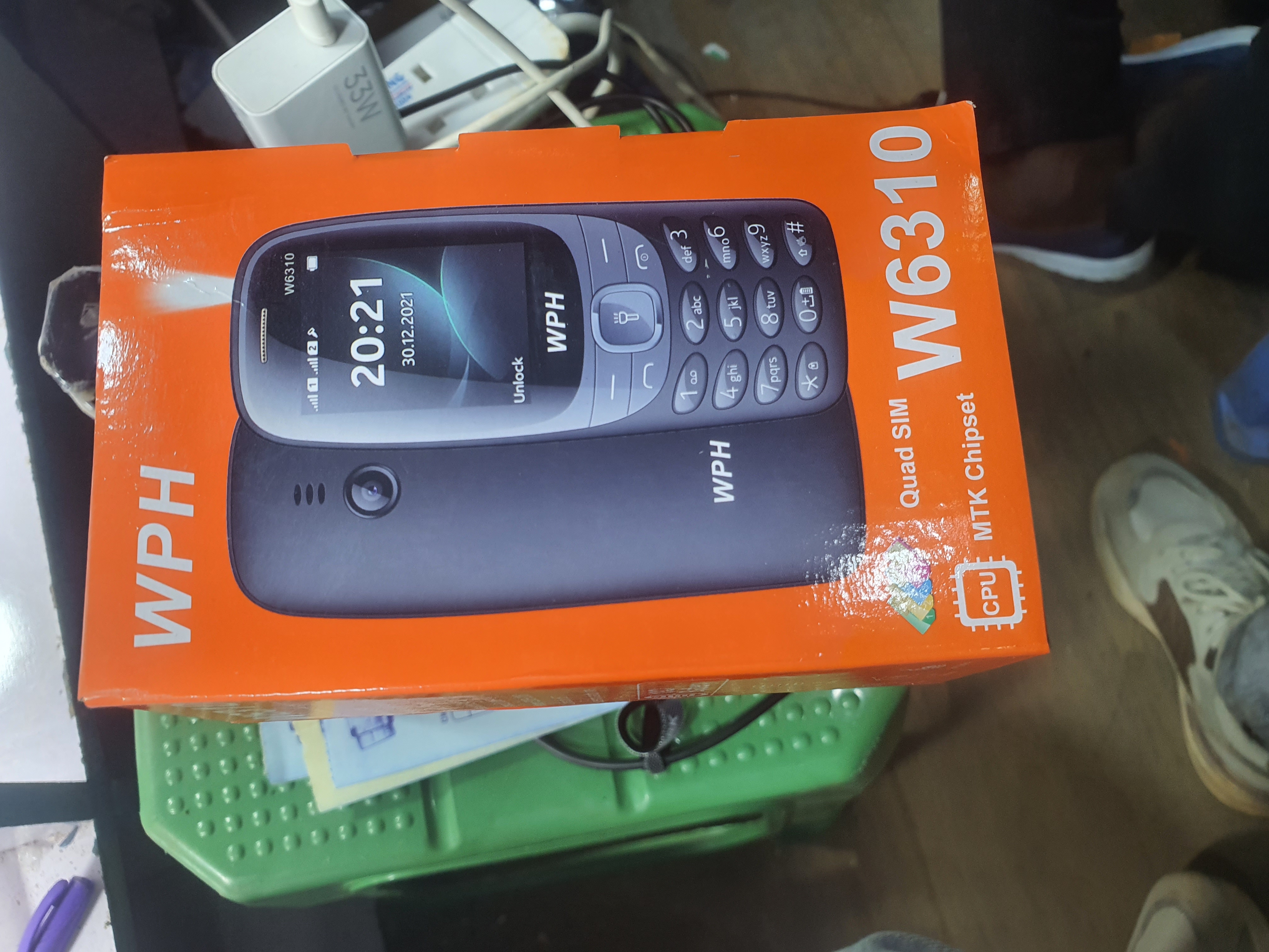 W6310 Small Phone